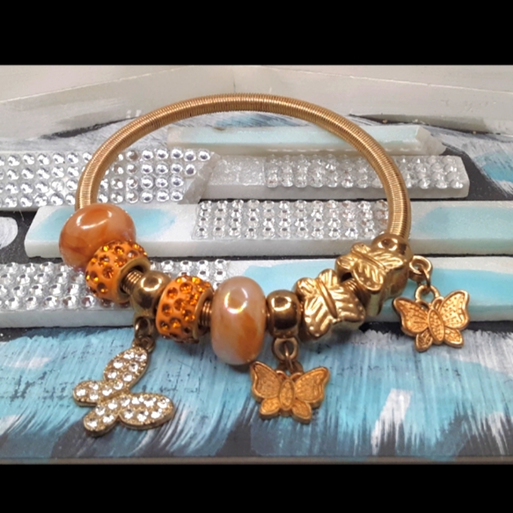 Elegant Gold Butterfly Charm Bracelet
